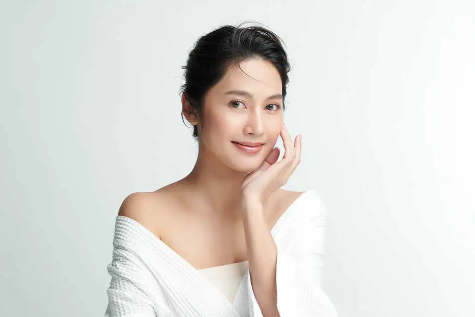 Facial Balancing Treatments in Larkspur, CA by Bare Skin Marin
